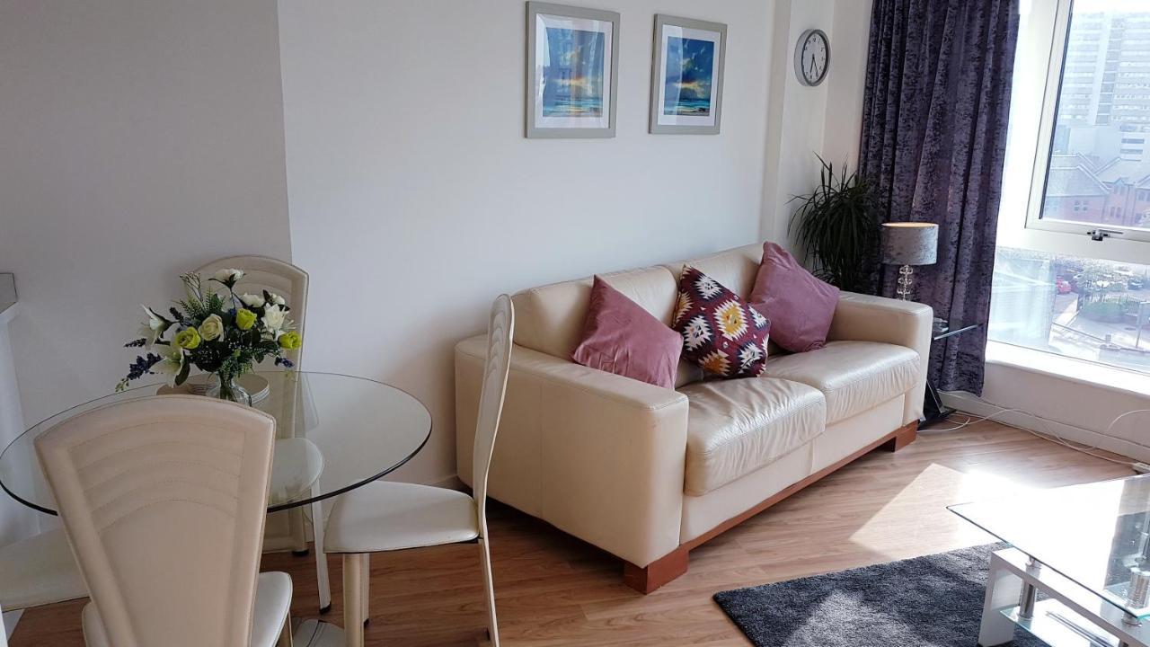 Marco Island -Spacious City Centre 2 Bedroom Apartment Nottingham Dış mekan fotoğraf