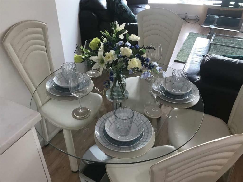 Marco Island -Spacious City Centre 2 Bedroom Apartment Nottingham Dış mekan fotoğraf